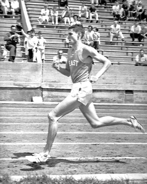 Photo of Jim Ryun on May 15, 1965.