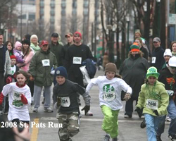 Photo of start of kids race.