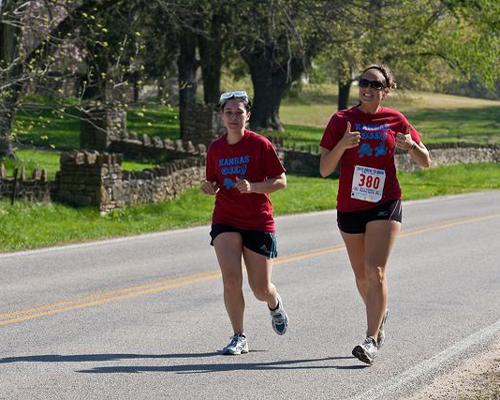 Photo of two Kansas Geeks at about mile 28 on the Brew to Brew Run.