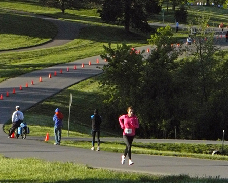 Photo of women's 5K at the KC Corporate Challenge.