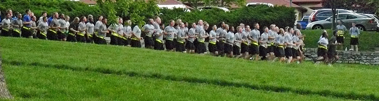 Ft Riley runners in formation nearing the finish of the Amy Thompson Run.