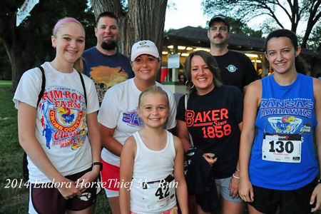 Photo of the Fewins and Wellmans at the Horsethief Run in Eudora.