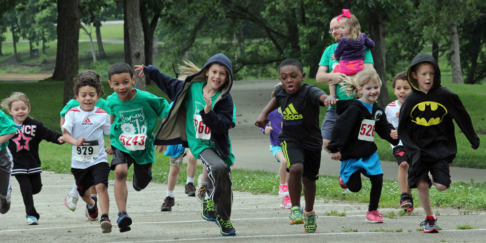 Photo of the fun run at the Journey for Jo 5K.