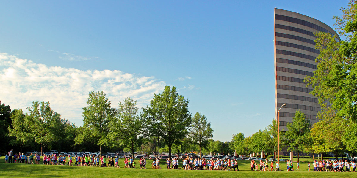 Link to photos from the KC Express Mothers Day Run.